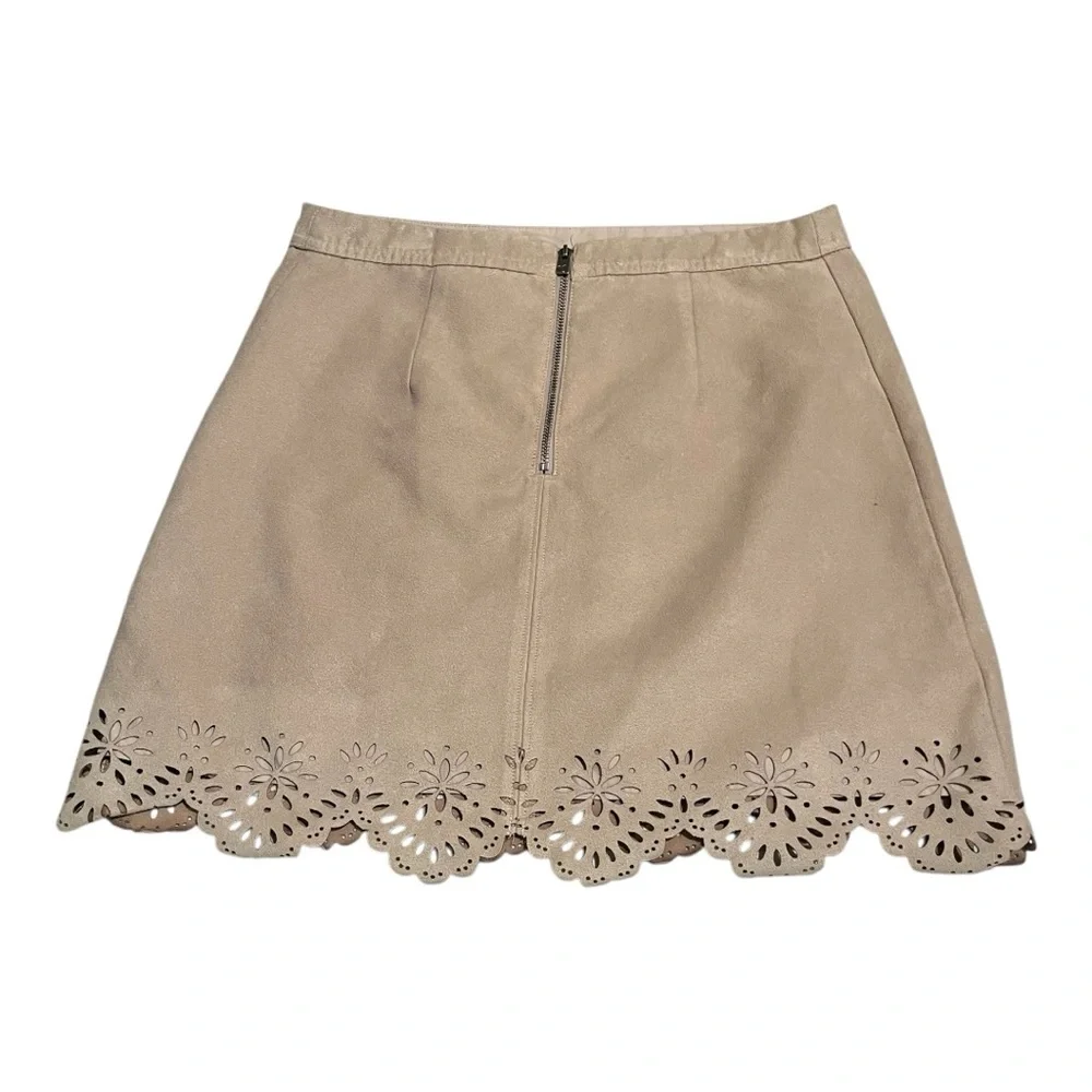 Hollister Tan Faux Suede‎ Die Cut Scalloped Hem Mini Skirt Size 3
